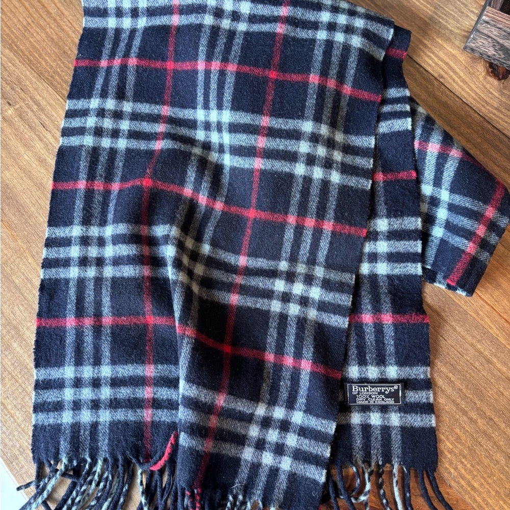 Burberry Vintage Navy Check Wool Scarf
